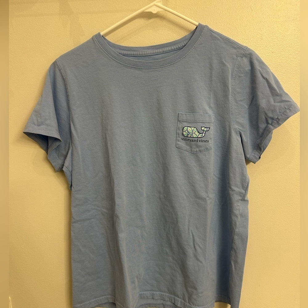 Vineyard Vines Blue T-Shirt girls large classic whale print